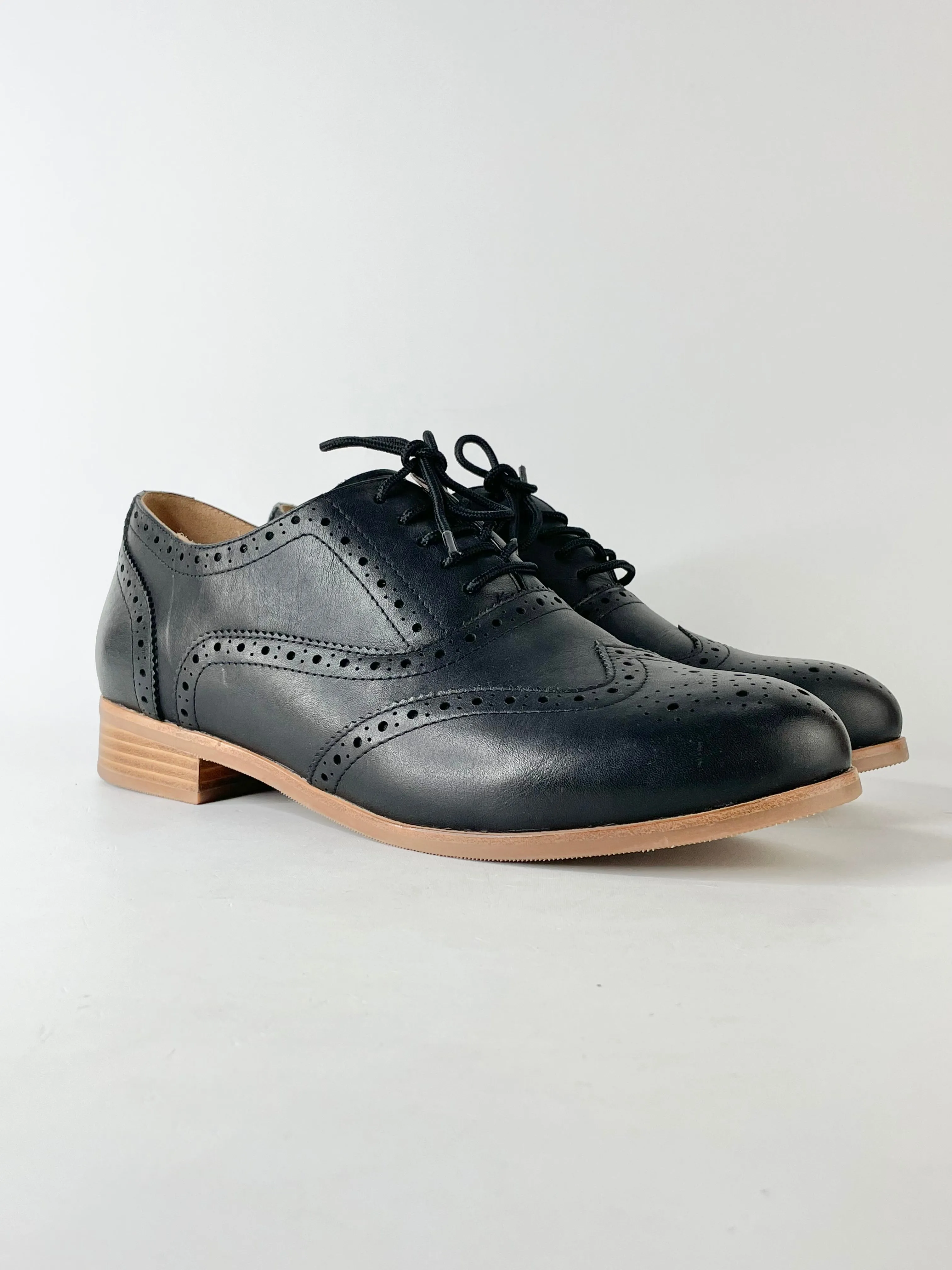Bared Black Oxford-Tip Leather Brogues - EU42