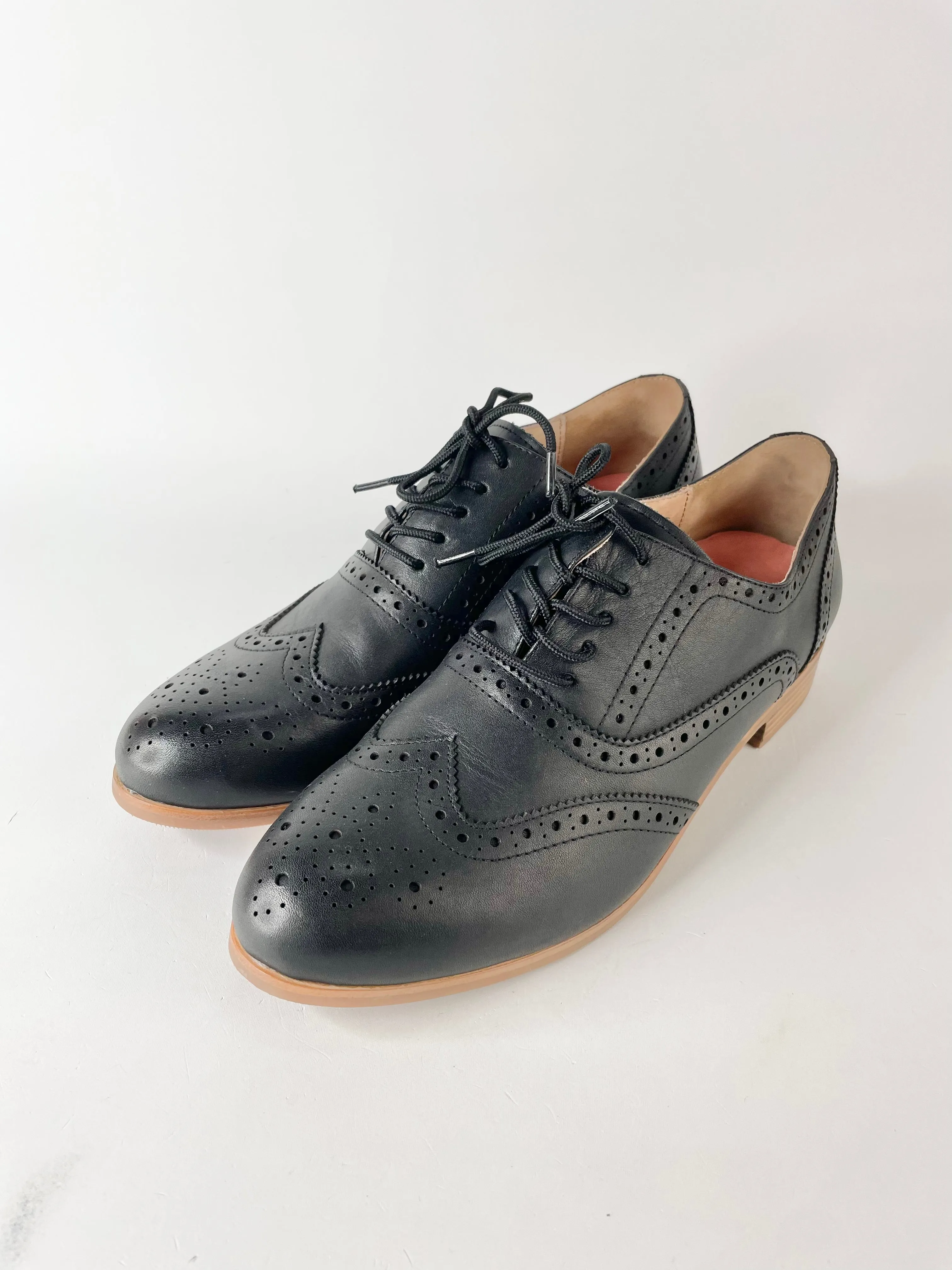 Bared Black Oxford-Tip Leather Brogues - EU42