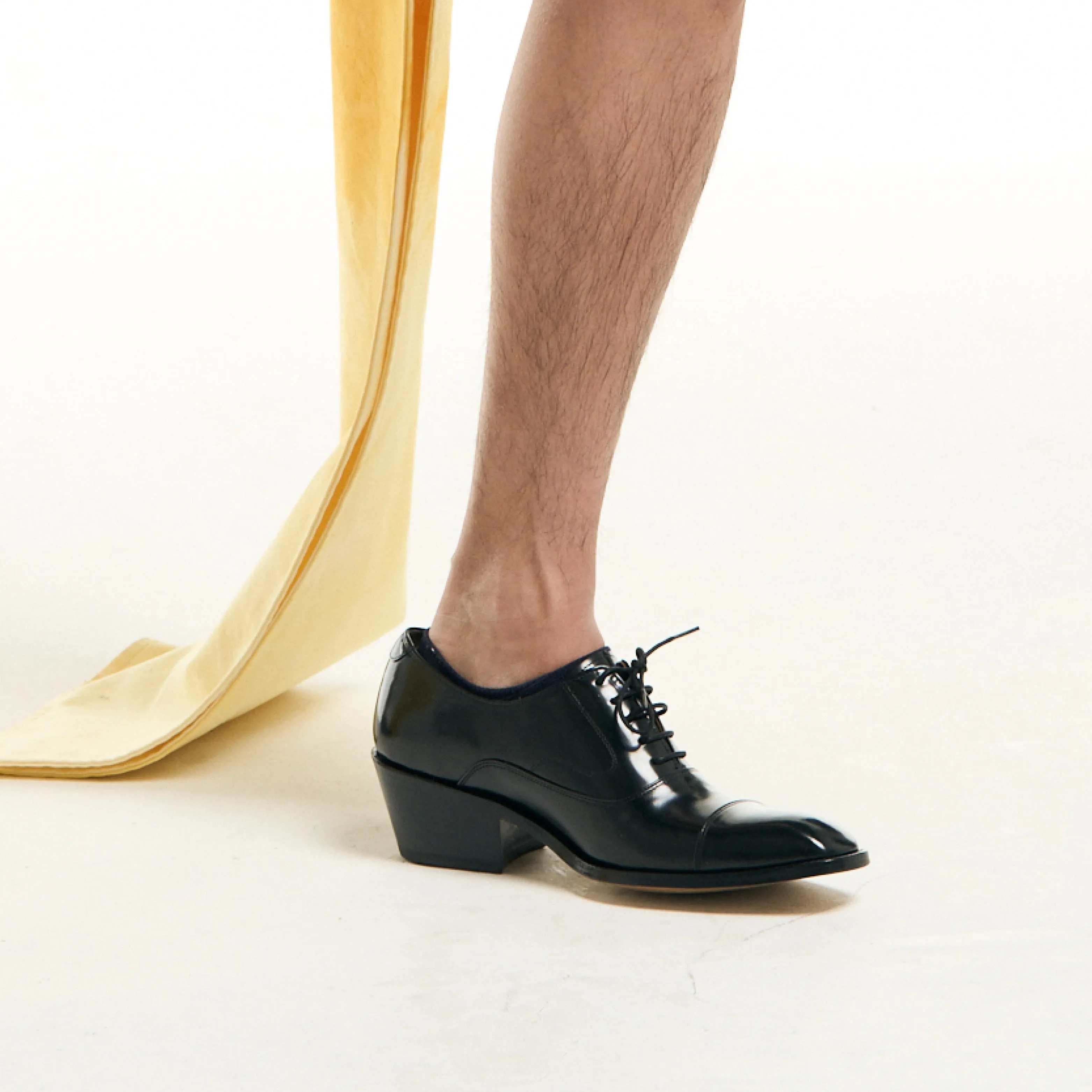 Eric 55mm Oxford in Brushed Calf Leather