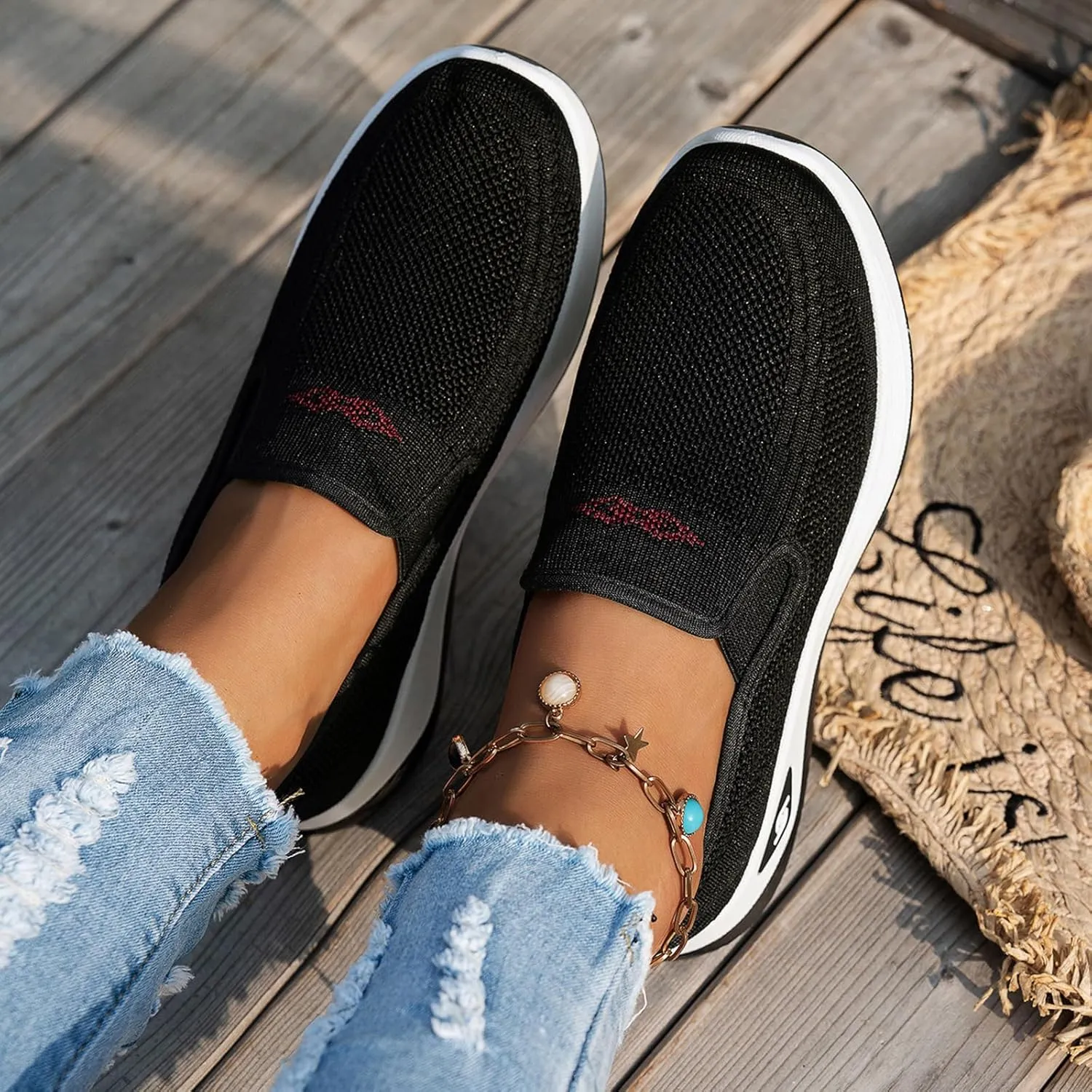 Womens Walking Shoes Wide Width Slip On Walking Tennis Sneakers Lightweight Casual Breathable Sneakers Comfortable Loafers